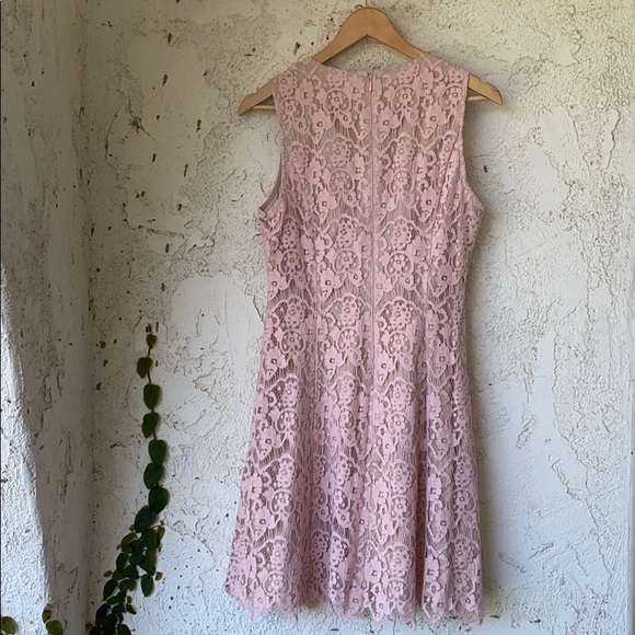 Vince Camuto Sleeveless Lace Bodycon Dress Size 10 - Picture 7 of 8